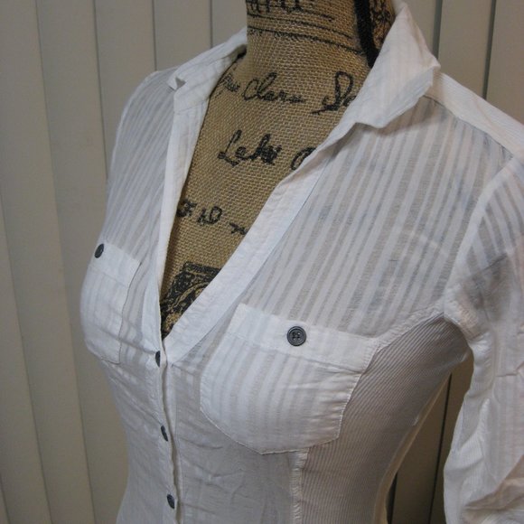 NWT Guess white cotton button up shirt top XS extra small - Picture 3 of 7